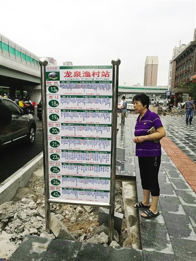 海口海盛路和海秀西路有望设立临时公交站牌