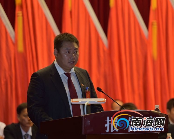 视频| 海口市琼山区十五届人大一次会议闭幕 陈昊旻当选区长