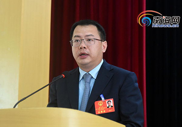 澄迈县十五届人大三次会议选举司迺超为澄迈县县长