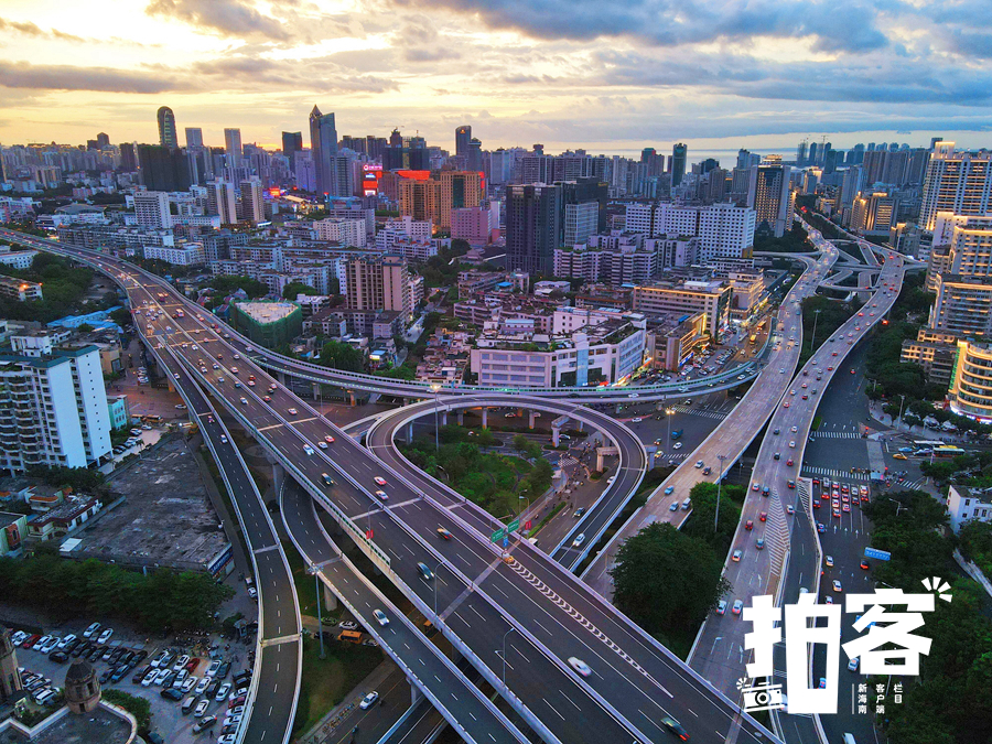 拍客 | 视频:华灯初上,航拍海口海秀快速路