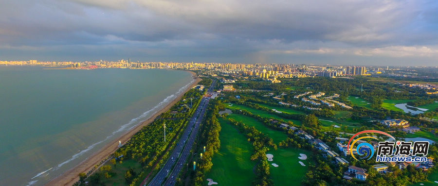 组图| 航拍西海岸 假日海滩美景尽收眼底