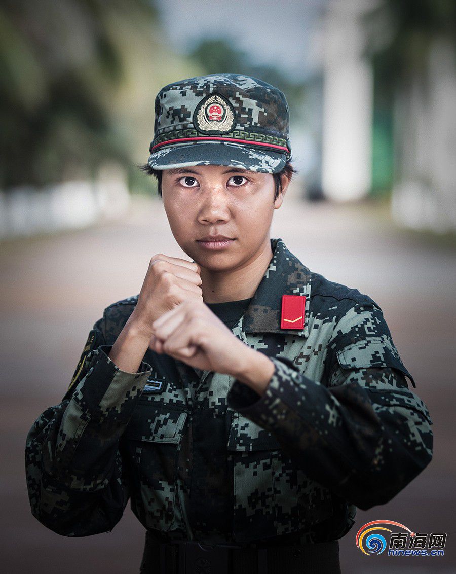 南海网原创| 图片故事:海南女兵连来了三个"00后"