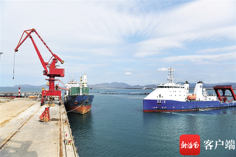 走进自贸港的"港" | 探访三亚南山港:未来的"全能型"开放港口