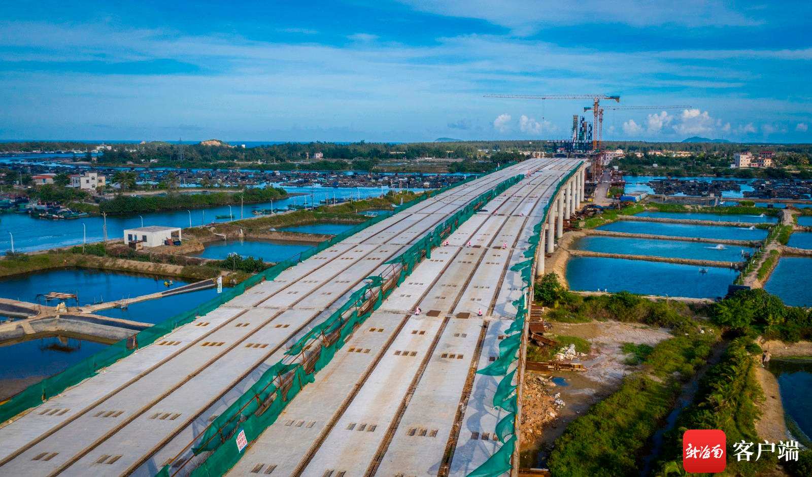 瞰海南 | 航拍建设中的万宁港北大桥