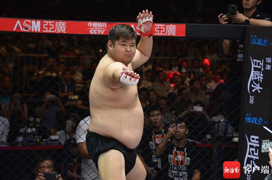 "功夫熊猫"敖日格乐将空降搏击王海口站 mma首战7秒ko对手