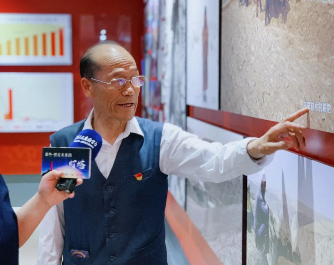 闽宁镇福宁村原党支部书记谢兴昌《山海情》男主角马德福的原型之一